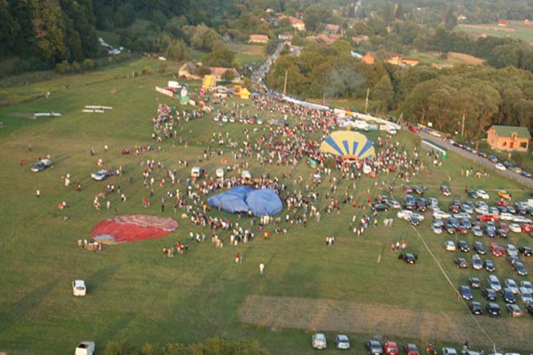 Bilet de acces la întregul eveniment